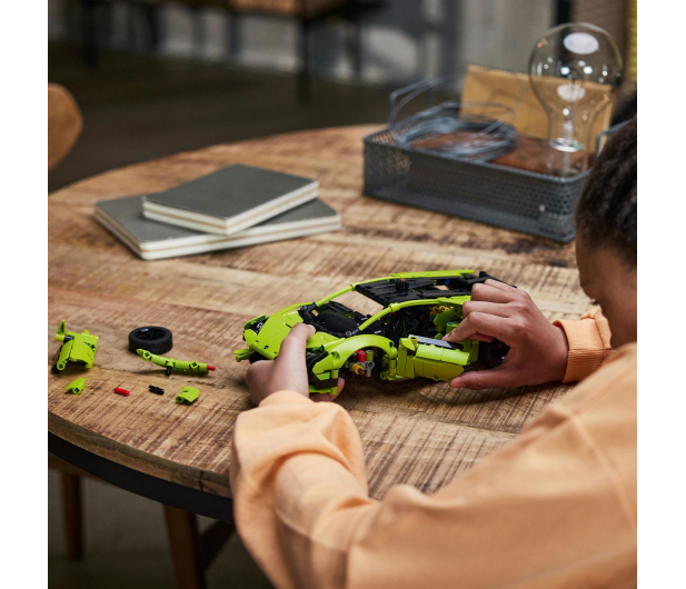 LEGO Technic 42161 Lamborghini Huracán Tecnica - 1159437 - zdjęcie 14